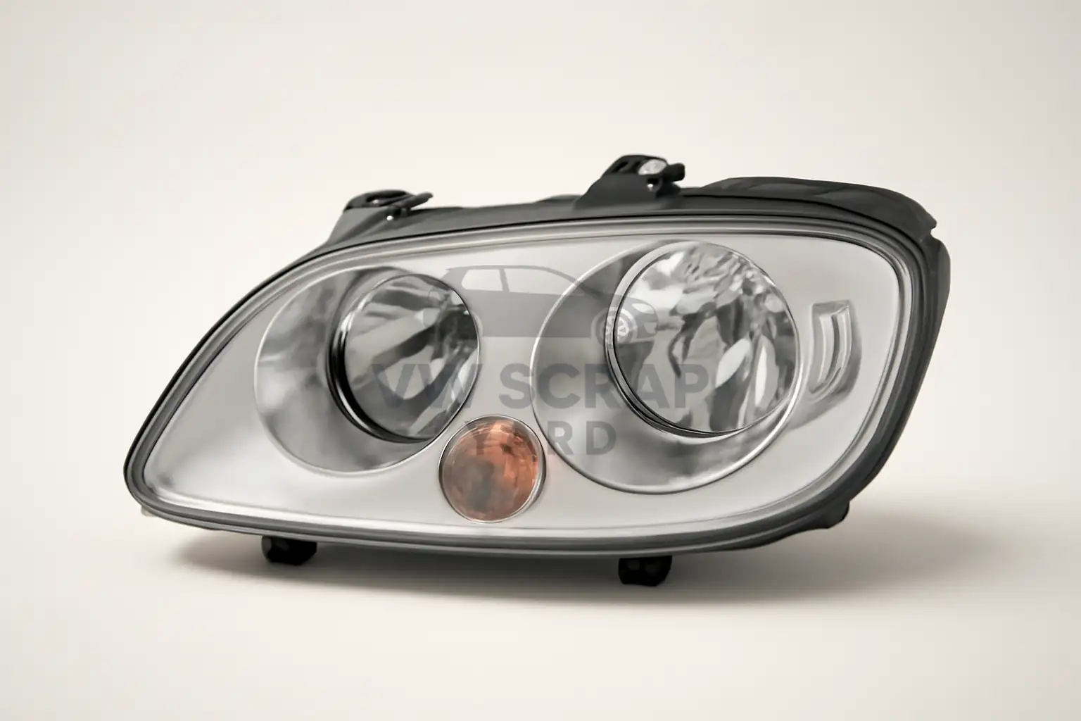VW Caddy Headlamp